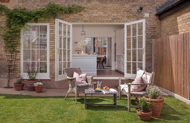 Click to view gallery HJ Summer1