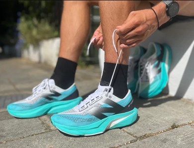 Click to view gallery U&R Cyber2