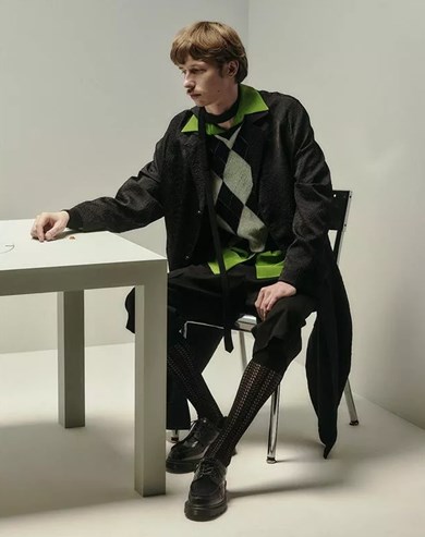 Click to view gallery DM b1